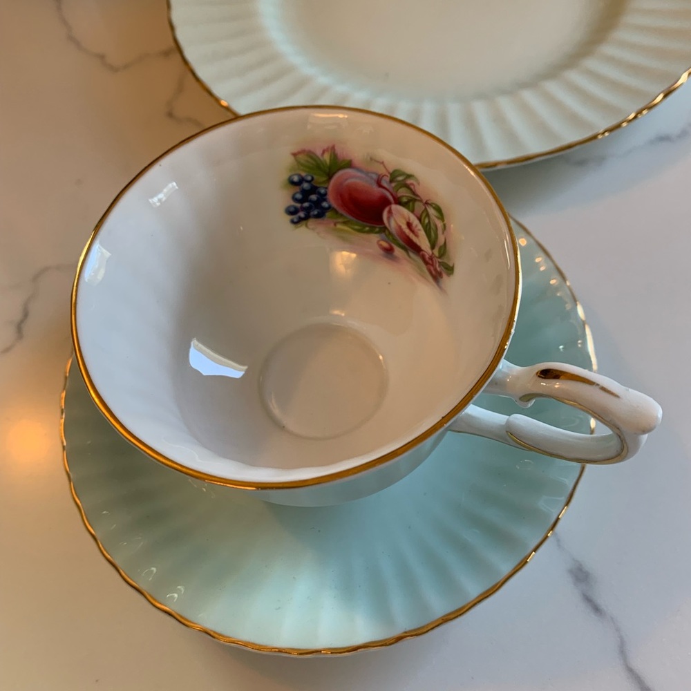 Royal Standard Bone China 3-piece set. 
Made in England Cup, Saucer & Plate